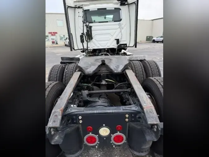 2020 International LT625