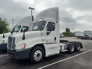 2017 FREIGHTLINER/MERCEDES CASCADIA 125