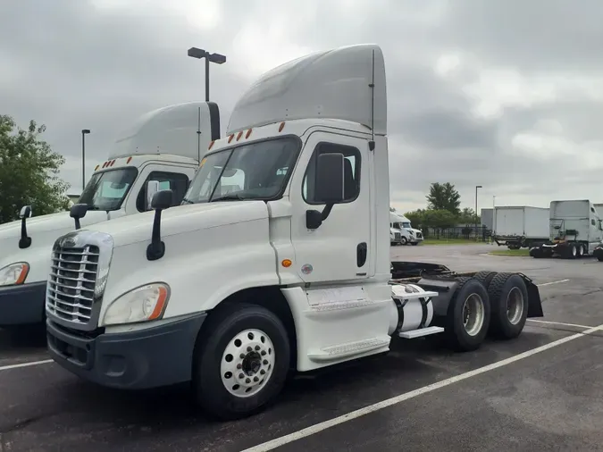 2017 FREIGHTLINER/MERCEDES CASCADIA 1255b131366ec2bc56e2e7c5f152524ec32