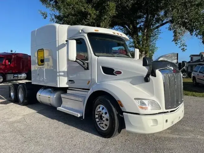 2022 Peterbilt 579