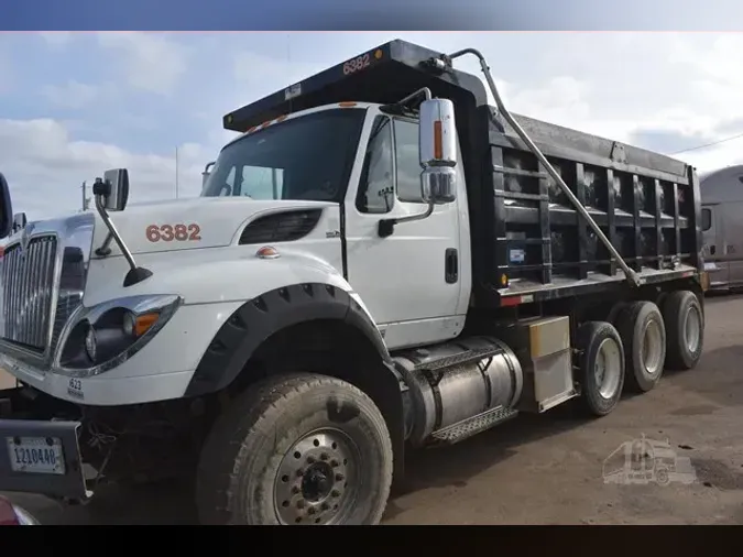 2015 INTERNATIONAL WORKSTAR 7600