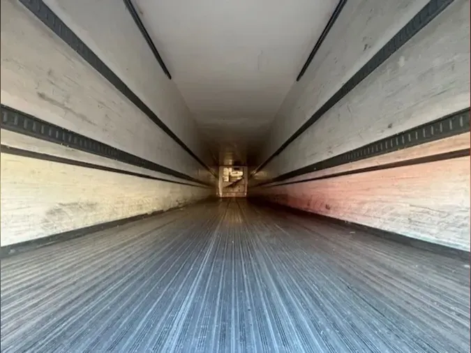 2014 VANGUARD TRAILER CORP R8000B 53/102/162