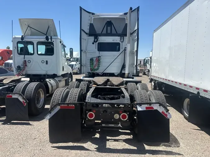 2014 VOLVO VNL64TRACTOR
