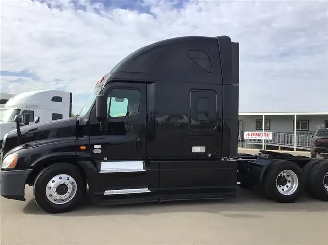 2020 FREIGHTLINER CASCADIA