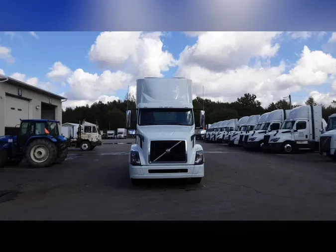 2018 Volvo VNL300