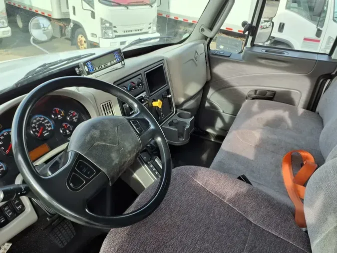 2018 NAVISTAR INTERNATIONAL 4300