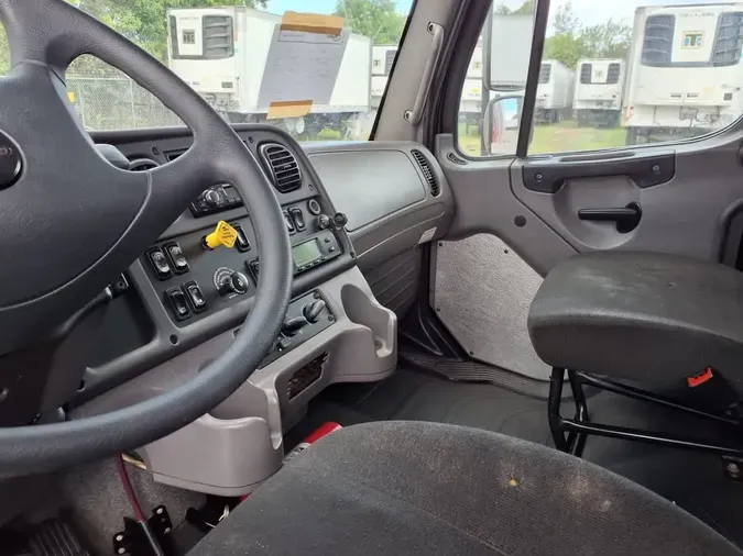 2016 FREIGHTLINER/MERCEDES M2 1065b1fcc607d95ac8f527d6aa752552ab7