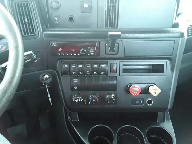 2018 NAVISTAR INTERNATIONAL LT625 DAYCAB T/A
