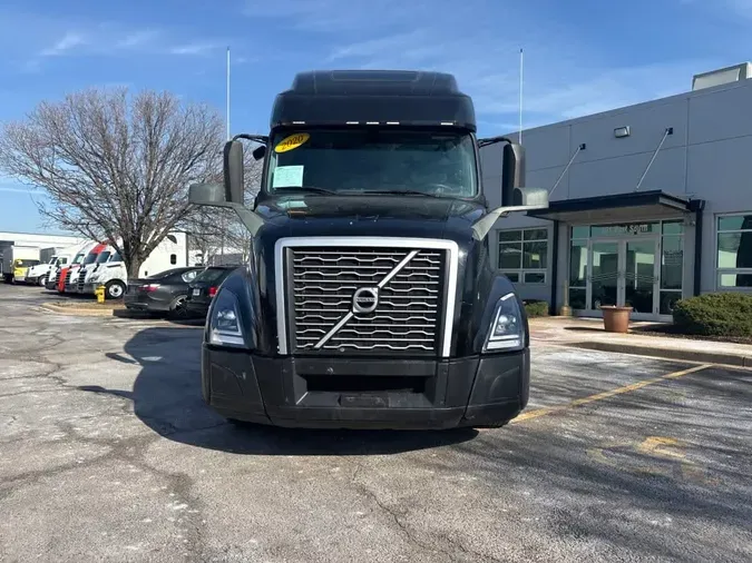 2020 VOLVO VNL64T-7605b2528c09b7dd56e69aadf81a5e89e19