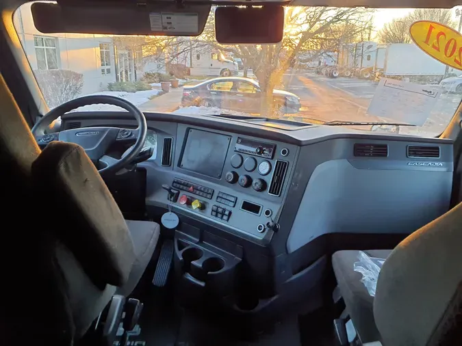 2021 FREIGHTLINER/MERCEDES NEW CASCADIA PX12664