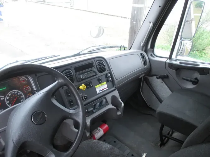 2016 FREIGHTLINER M25b2927517b71284bf12544c9983b9d56
