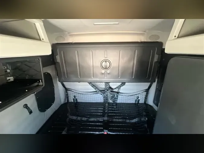 2019 FREIGHTLINER CA126