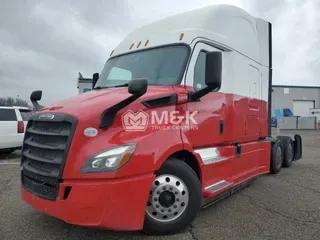 2020 FREIGHTLINER Cascadia 126
