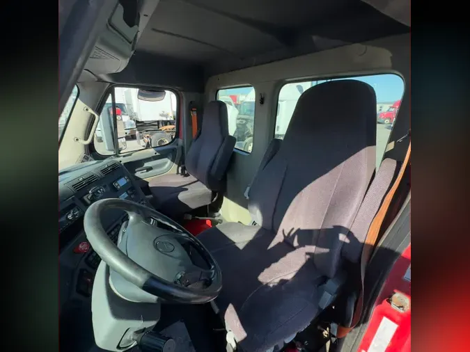 2019 FREIGHTLINER CASCADIA 125