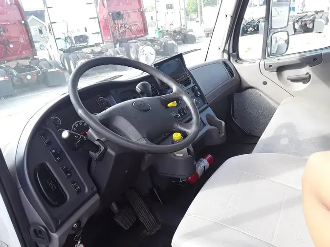 2020 FREIGHTLINER/MERCEDES M2 1065b33fd910d0d7afd5bf84914772f83d2