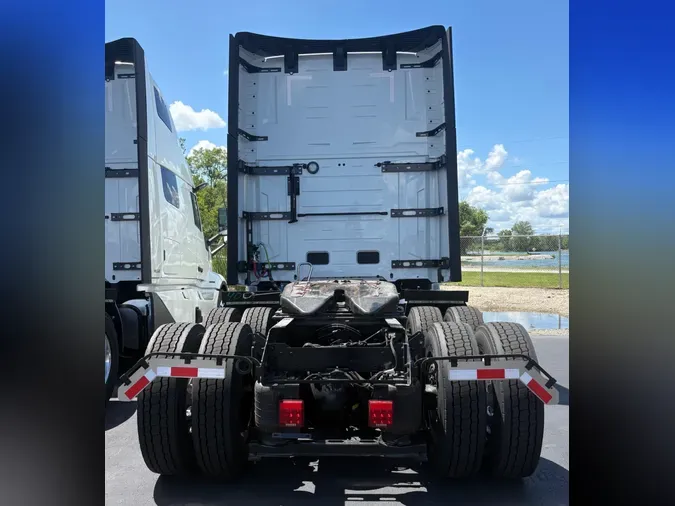 2027 VOLVO TRUCK VNL64TV045b36f58a01d27d3e35e8d1db3c545884