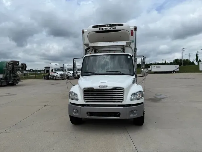 2018 Freightliner M2 106