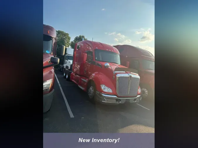 2022 KENWORTH T6805b3b5e21954335d4e54f5d20276a67d3