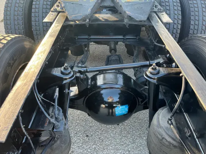 2022 Kenworth T6805b3d7867438b2d526f1fccd8aa73d985