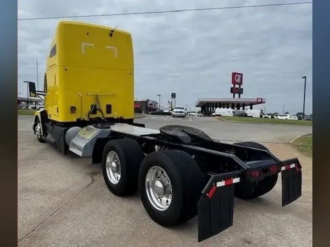 2023 Kenworth T680