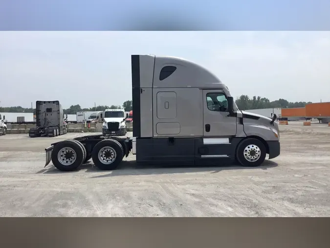 2024 Freightliner Cascadia