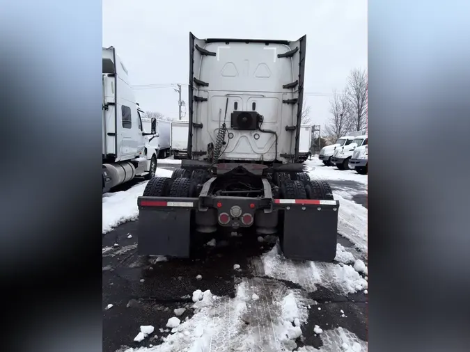 2020 FREIGHTLINER/MERCEDES NEW CASCADIA PX126645b43846bac56115a8115711f7e16597f