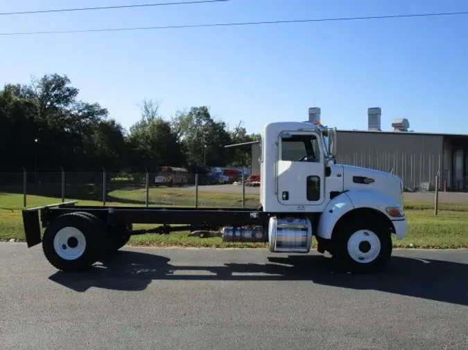 2018 Peterbilt 337