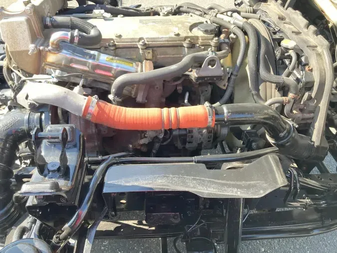 2019 ISUZU NPR HD
