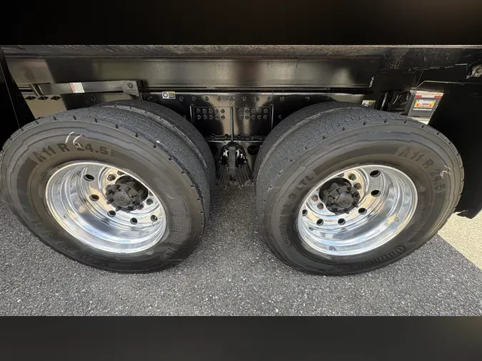 2025 Peterbilt 5675b4e1c1ed260091f977e215a5e4a98a9