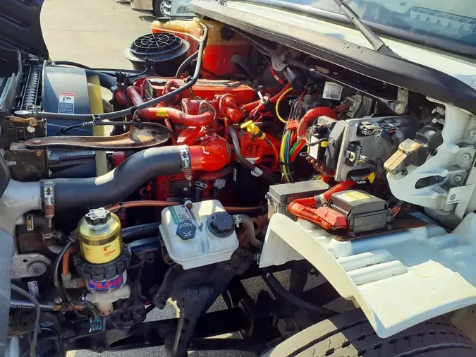 2019 FREIGHTLINER M2 1065b515e4a761c3c3e5abc95160f02b041