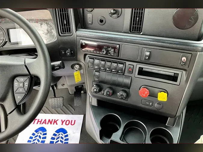 2021 INT LT625 6x4