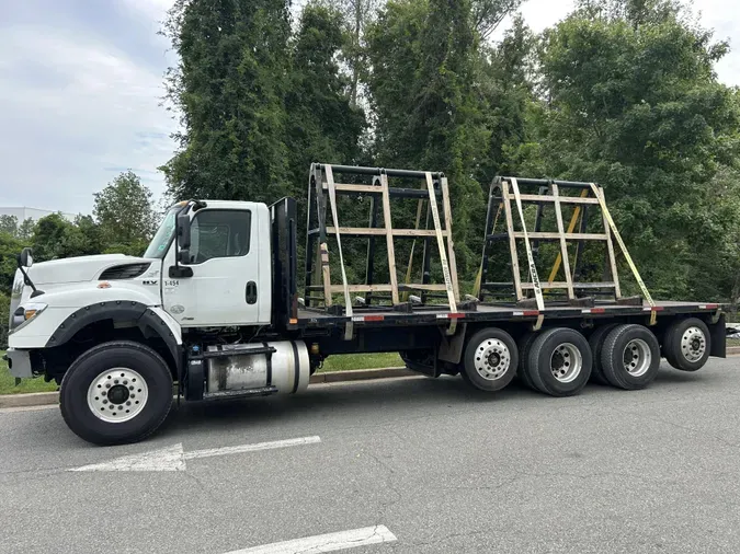 2019 International HV613