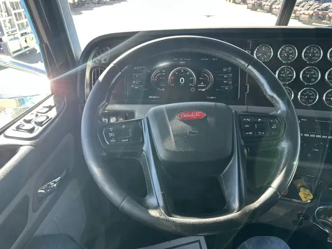 2024 Peterbilt 389
