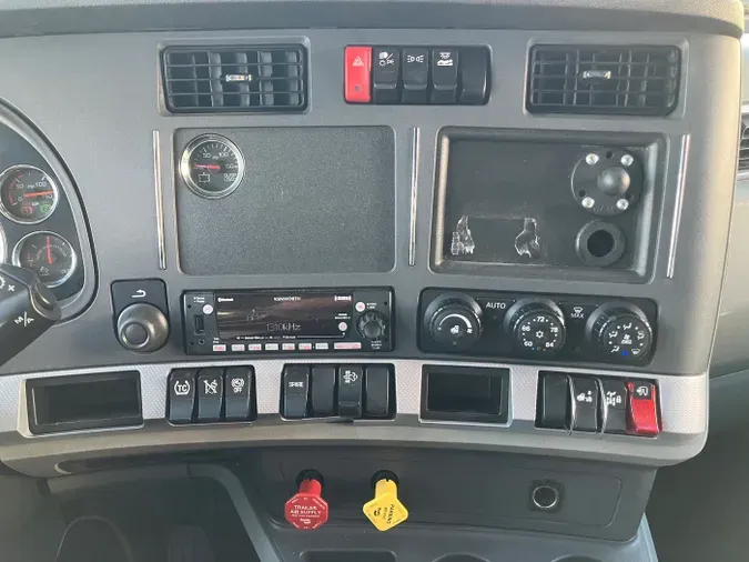 2022 Kenworth T680