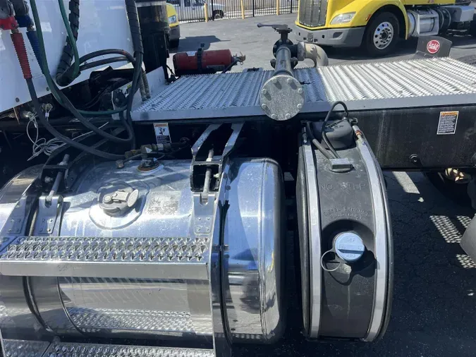 2020 Peterbilt 567