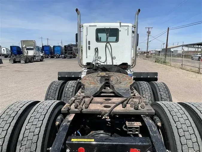 2019 FREIGHTLINER CD122SD