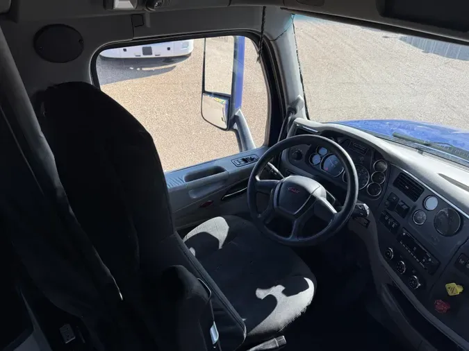 2022 Peterbilt 579