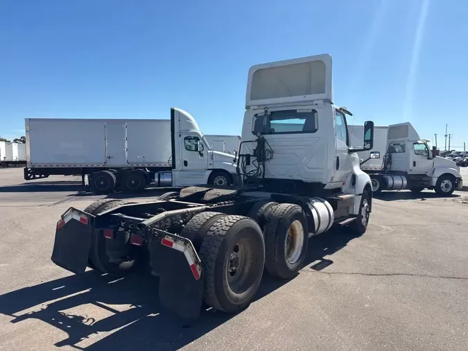2019 NAVISTAR INTERNATIONAL LT625 DAYCAB T/A5b70b33f7daf8525b3c185ae09dbf195