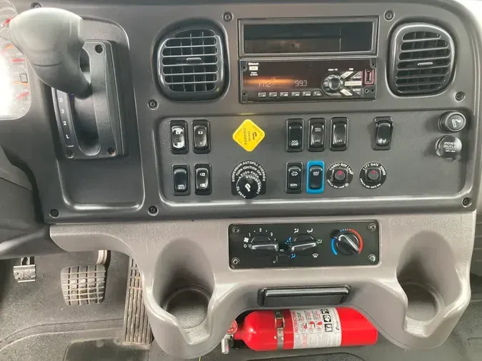 2019 FREIGHTLINER/MERCEDES M2 1065b75b9c377fbee3bb72eda632ca264db