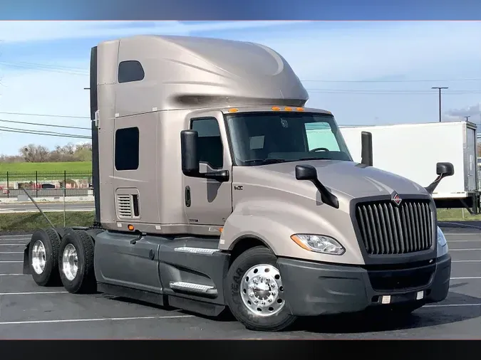 2022 INT LT625 6x45b7877ed8a34da19a965db764820fcc3