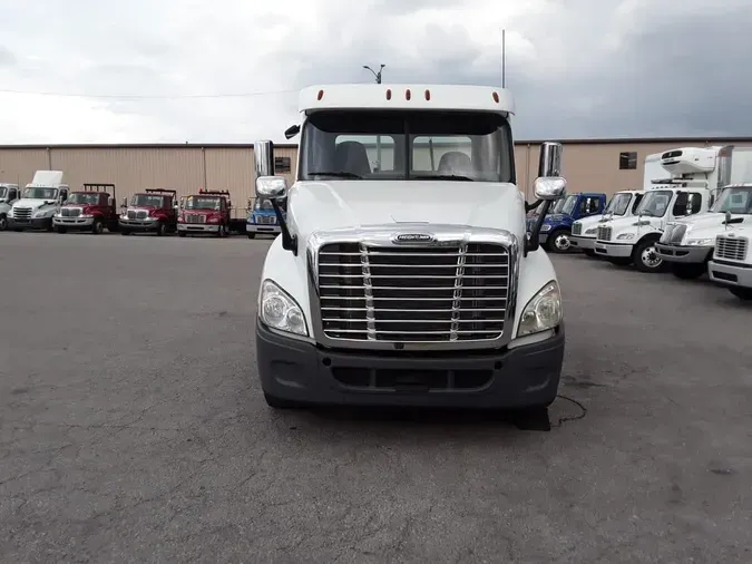 2020 FREIGHTLINER/MERCEDES CASCADIA 1255b7a9c5576cfe3dca232b23159fe06b1