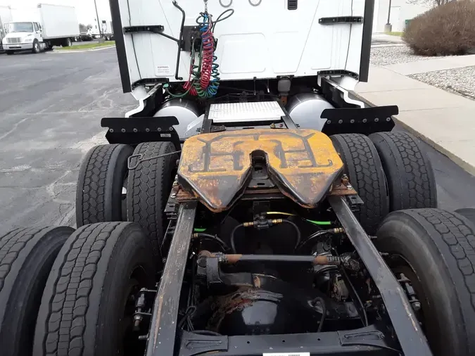 2020 NAVISTAR INTERNATIONAL LT625 SLPR CAB