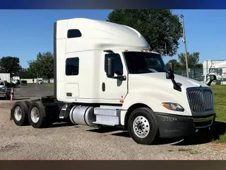 2021 INT LT625 6x4