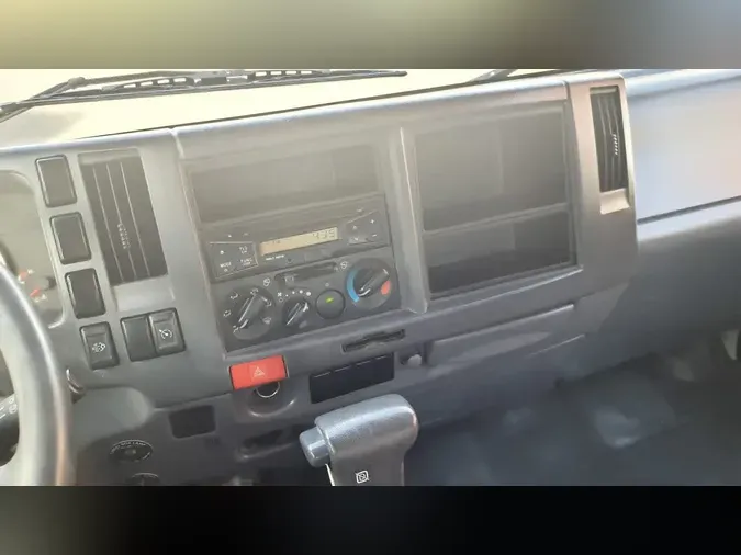 2018 ISUZU NPR