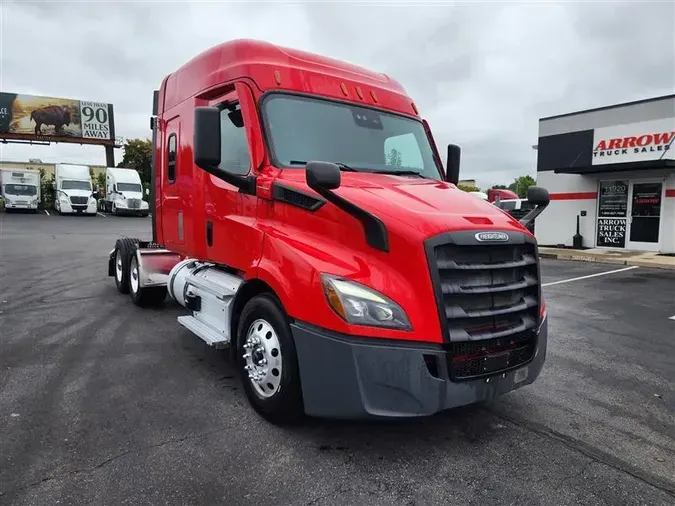 2021 FREIGHTLINER CA116