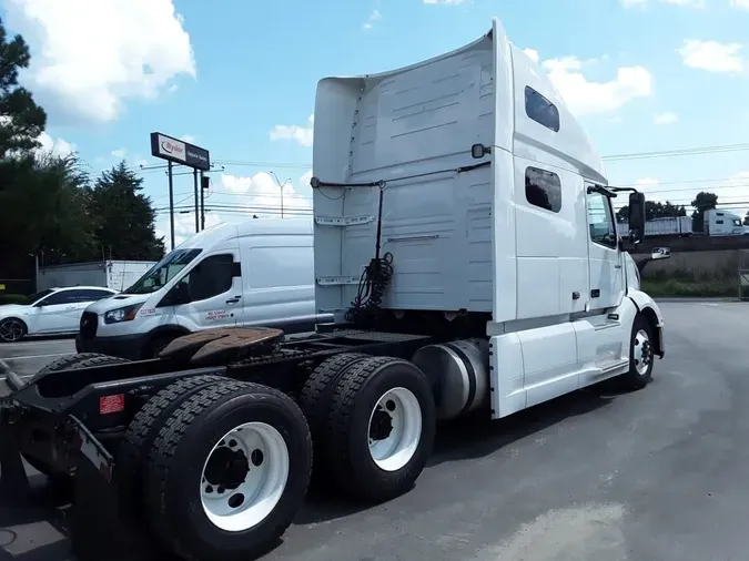 2019 VOLVO VNL64T-760