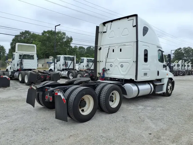 2018 FREIGHTLINER CASCADIA 125