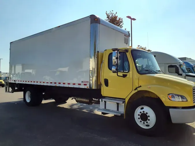 2016 FREIGHTLINER/MERCEDES M2 106