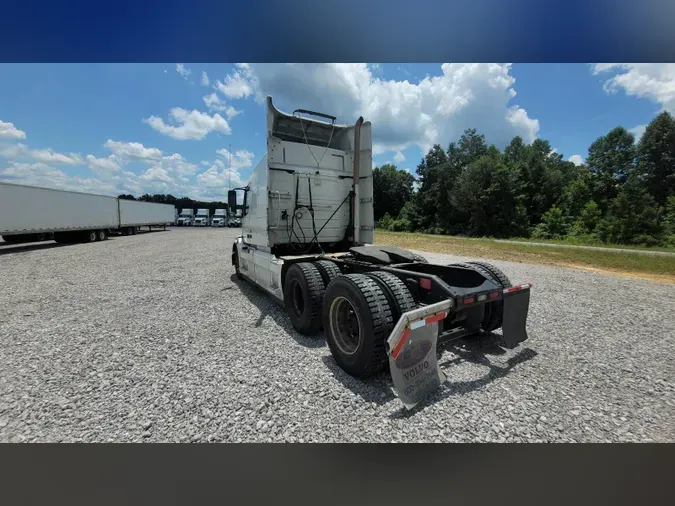 2018 Volvo VNL 740