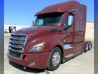 2020 Freightliner Cascadia 126